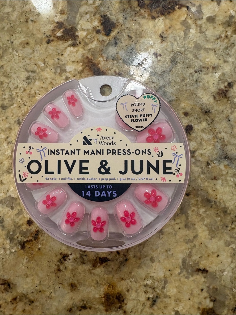 Olive & June Stevie Puffy Flower Pink Instant Mani Press-Ons